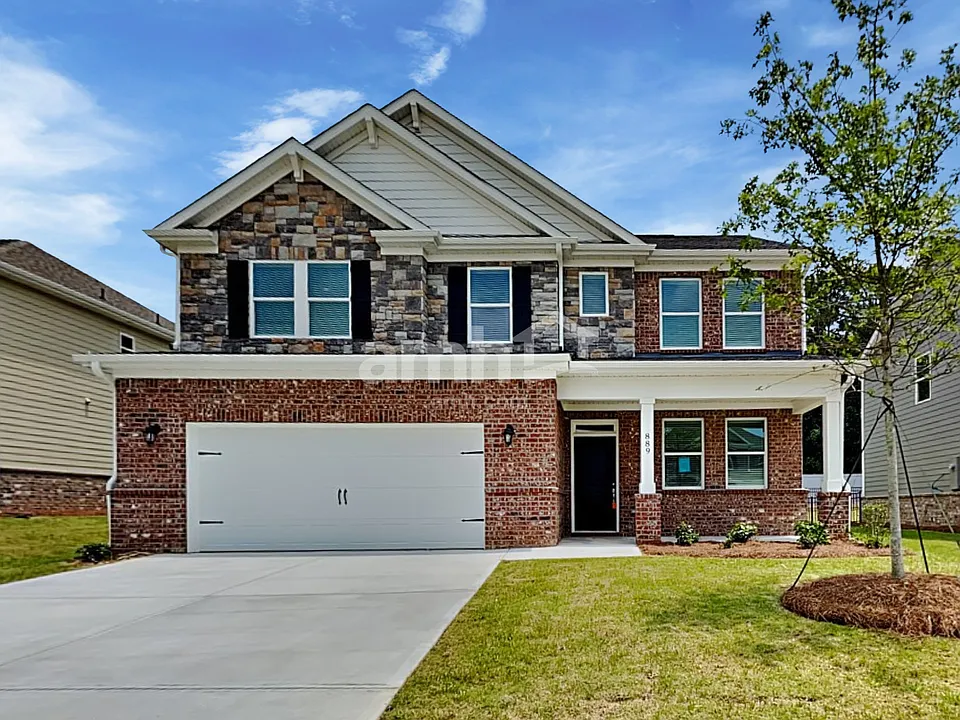 889 Carnaby Ln