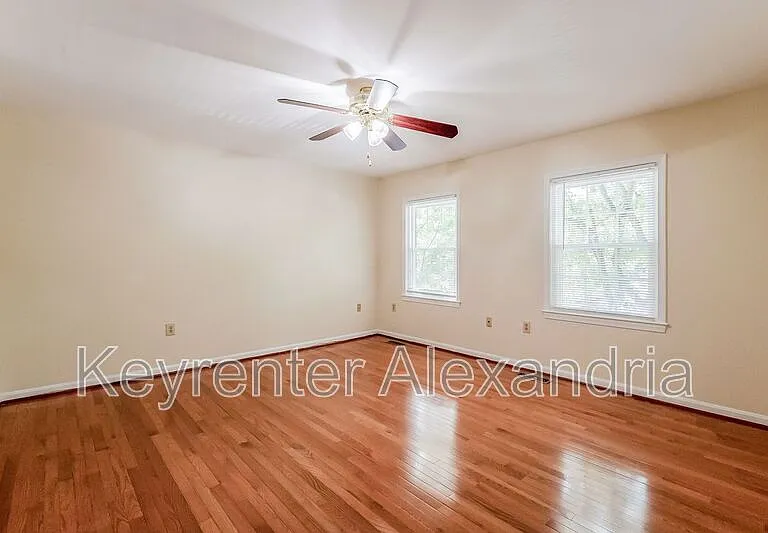 8239 Doctor Craik Ct — Photo 14