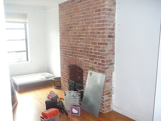 Rented by Kings Court Real Estate | media 31