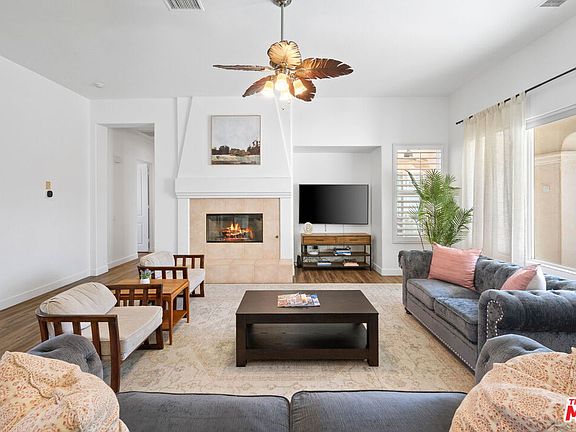 3rd image of 1441 Lorena Way