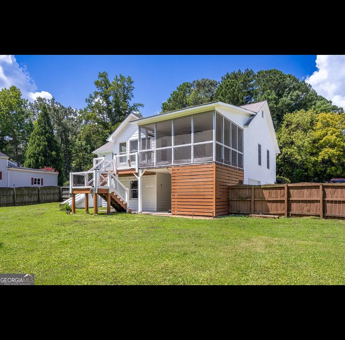 31 McWhorter St — Photo 3