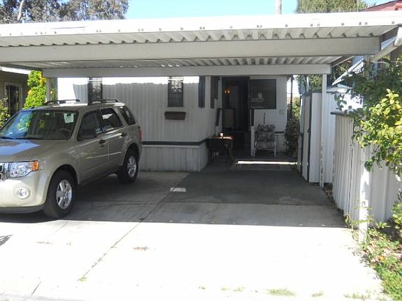 carport & driveway