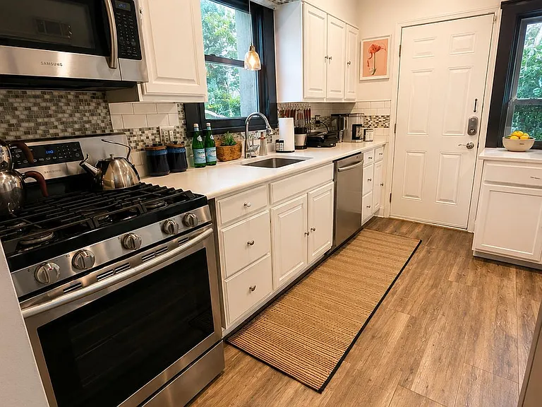 23 Harrison Ave — Photo 11