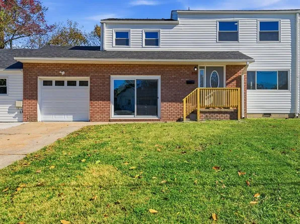 132 Victoria Dr, Virginia Beach, VA 23452