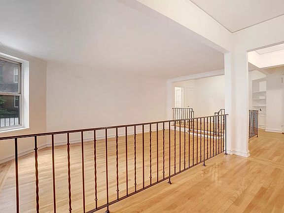 3rd image of 511 W 232nd St APT E34
