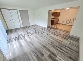 Washington Terrace, Kenosha, WI 53144