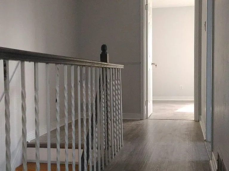 118 Sexton Cres — Photo 7