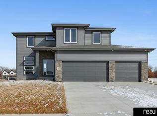 5357 N 191st St, Elkhorn, NE 68022