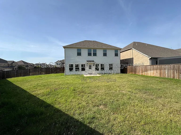 225 Lemley Dr — Photo 9