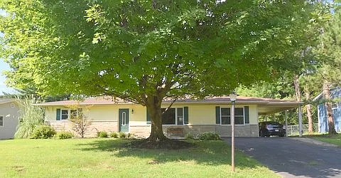 3643 E Longview Ave photo 1