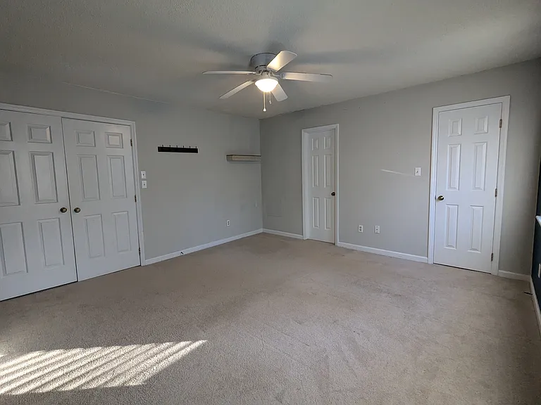 5400 Scenic View Ln — Photo 18