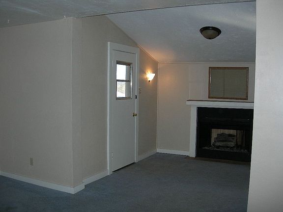 Foyer with fireplace