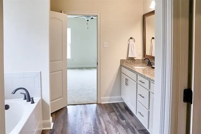 740 Jackson Ct — Photo 7