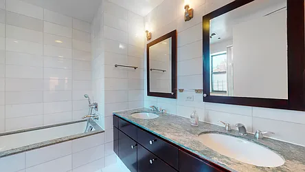 Rented by R New York