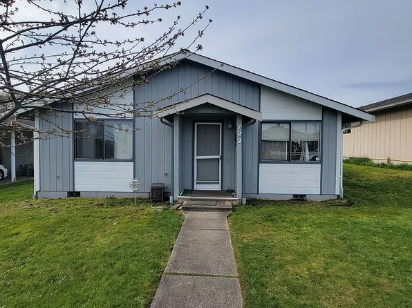 722 W 6th St, Port Angeles, WA 98363