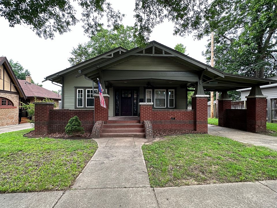 1st image of 2116 E 18th St