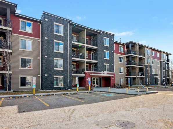 1080 McConachie Blvd NW #404, Edmonton, AB T5Y 0X2