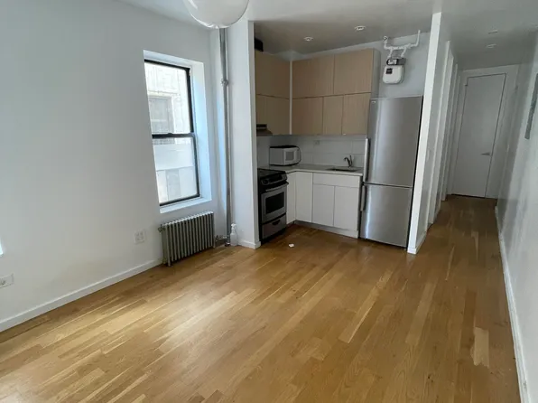 3694 Broadway image 1 of 7