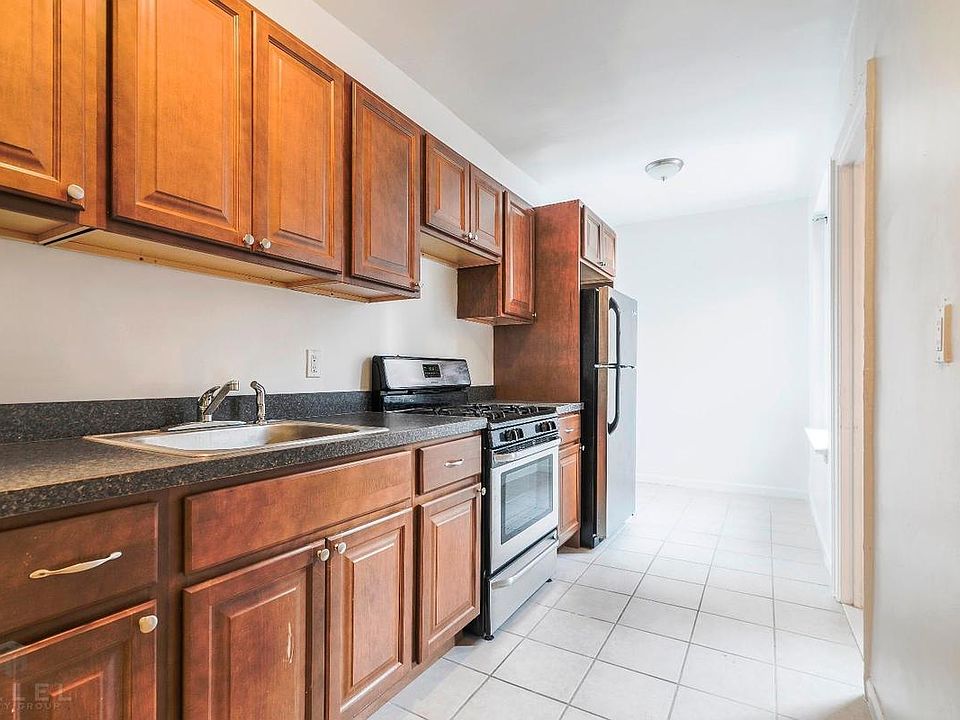 1st image of 4309 47th Ave APT 6R