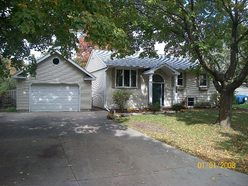 1st image of 3287 Birchbrook Dr