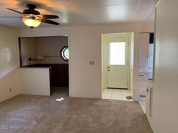 3rd image of 2209 Paw Paw Ave