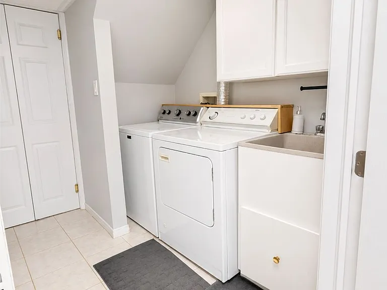 28 Summerhill Rd #BSMNT — Photo 8