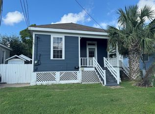 805 Saint Marys Blvd, Galveston, TX 77550