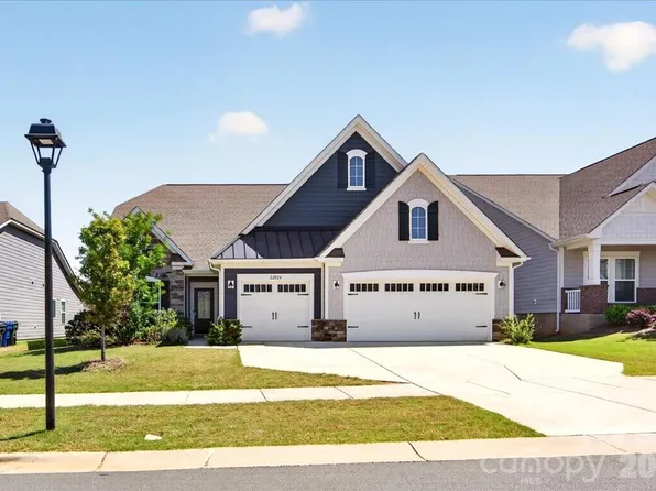 22024 Finworthy Ln, Huntersville, NC 28078