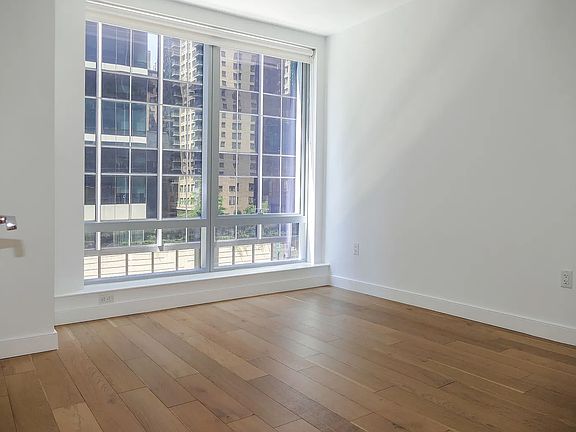 4th image of 225 E 39th St APT 25G