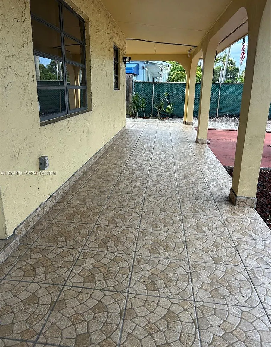 Miami Gardens Manor Sec 3 — Photo 4