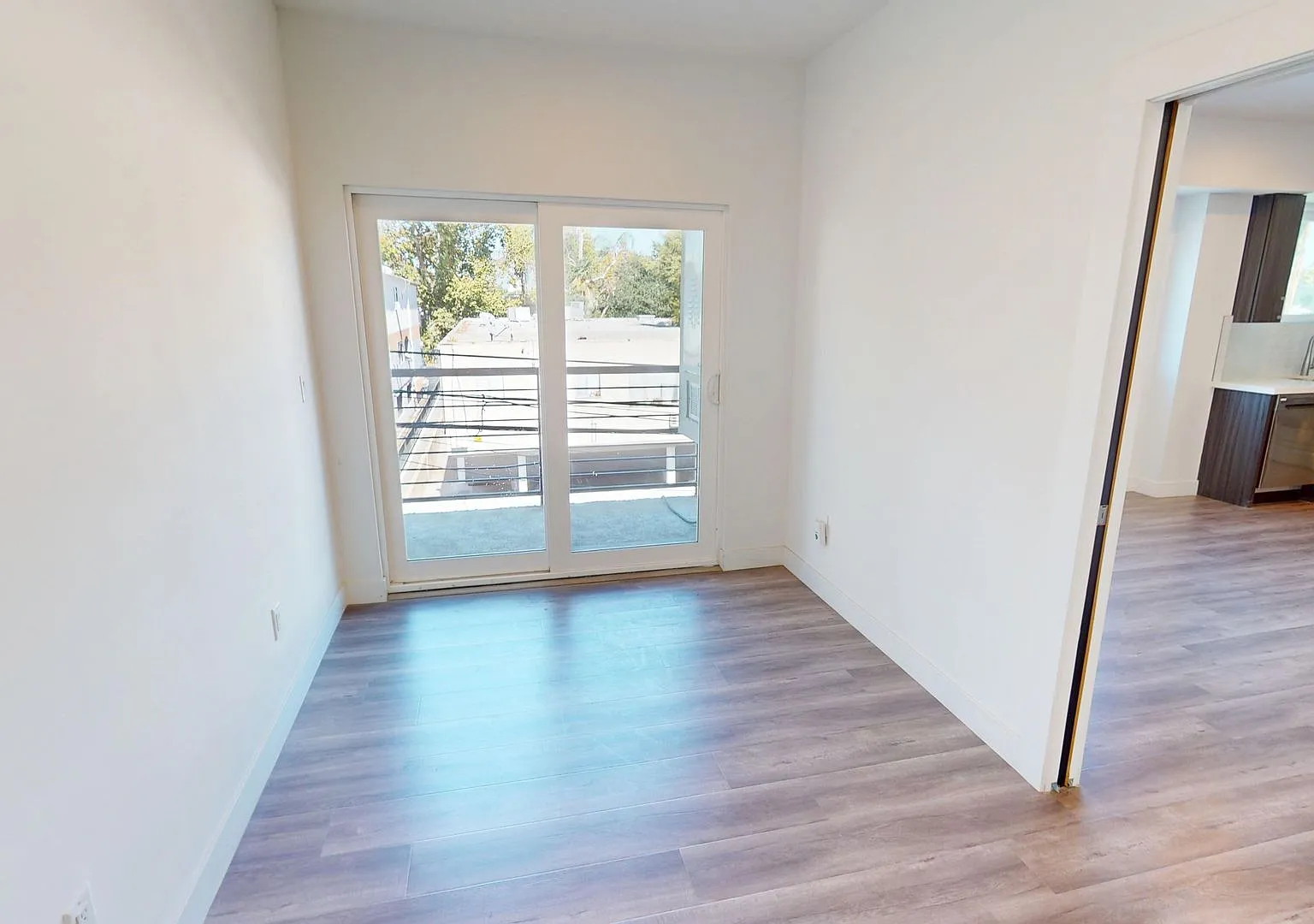 14827 Victory Blvd — Photo 3