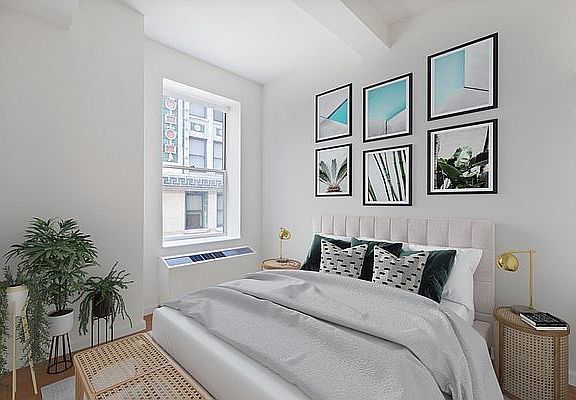 4th image of 67 Wall St APT 14H