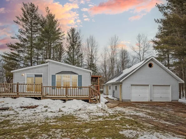 W7394 Cherry Ave, Shawano, WI 54166