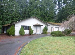 17414 48th St E, Lake Tapps, WA 98391