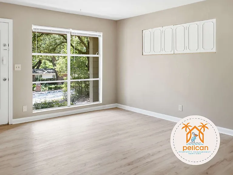 5085 Springhill Dr — Photo 14