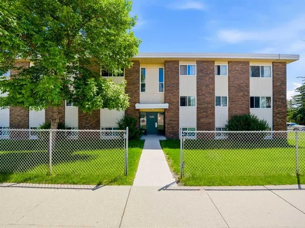6464 W Travois Cres NW #207, Calgary, AB T2K 3S9