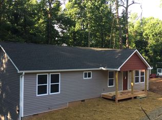 113 Tail Feather Ln, Candler, NC 28715