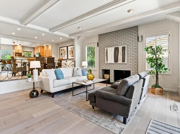 8827 Bluff Ln, Fair Oaks, CA 95628