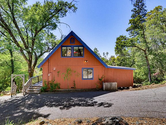4th image of 15875 Shannon Way