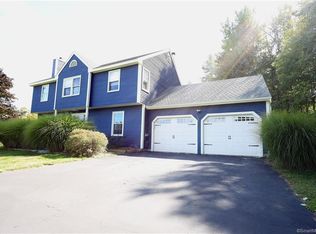 378 Upper Valley Rd, Torrington, CT 06790