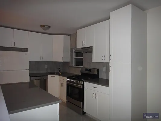 Rented by Brownstone Real Estate | media 7