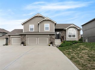 4606 NE 102nd Ct, Kansas City, MO 64156