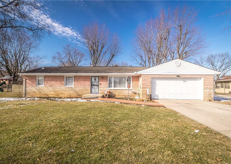 1st image of 8046 Briarwood Dr