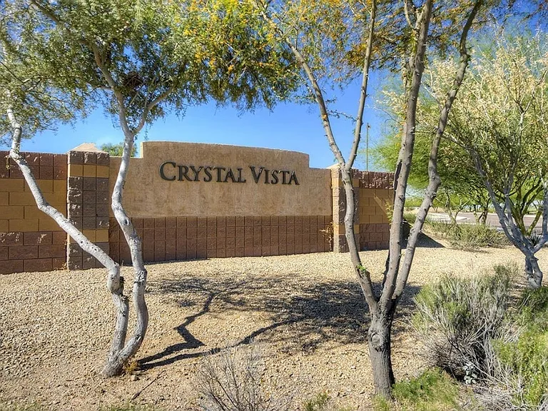 24449 W Sheraton Ln — Photo 4
