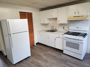 476 Bank St #2, Fall River, MA 02720