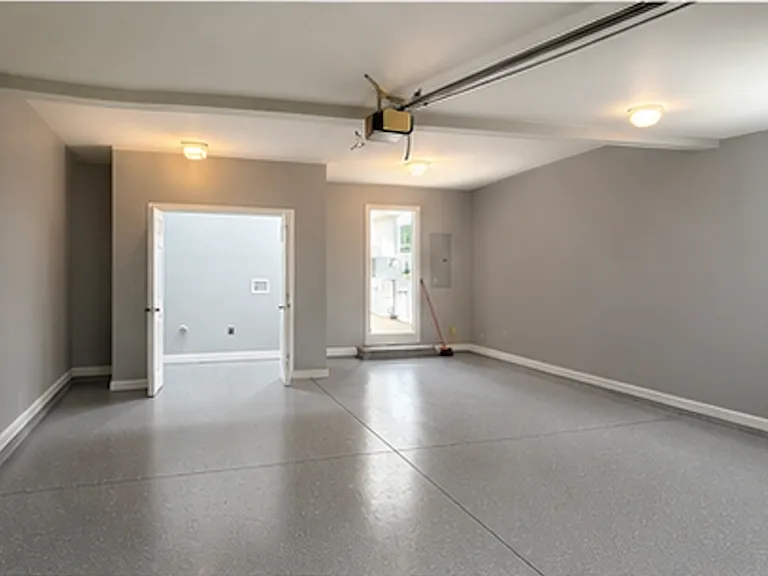 246 Lynhaven Dr — Photo 5