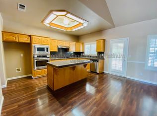 7115 N Cecelia Ave, Fresno, CA 93722
