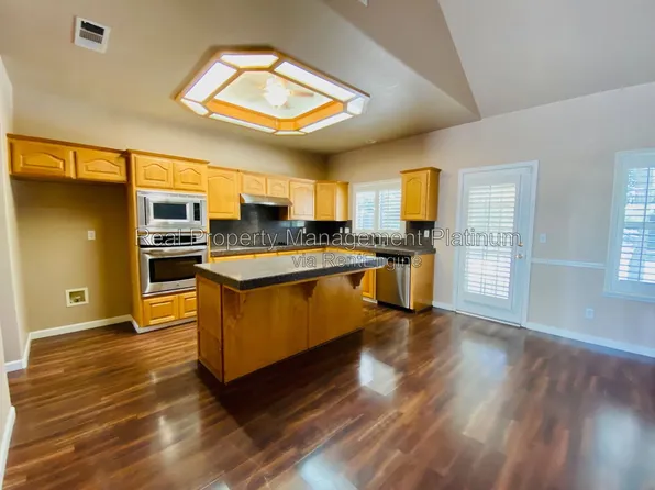 7115 N Cecelia Ave, Fresno, CA 93722