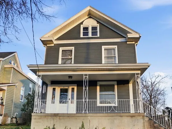 5524 Lester Rd, Cincinnati, OH 45213