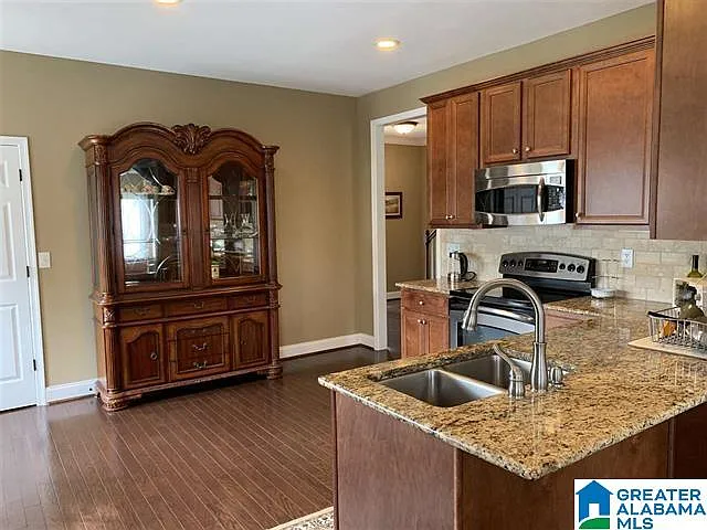 277 Creekside Ln — Photo 10